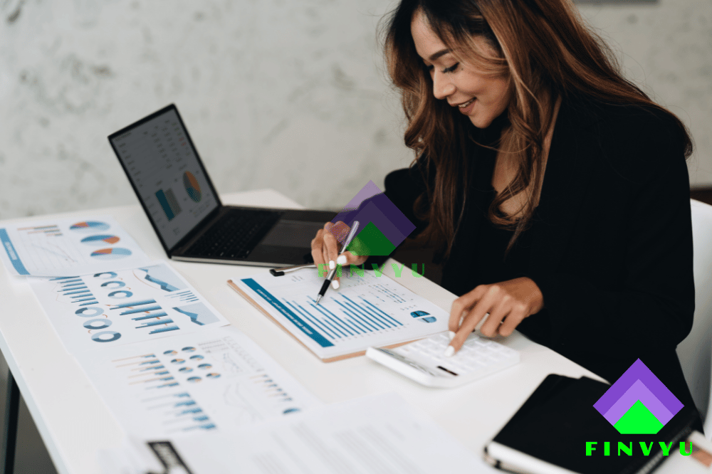Discover expert strategies for long-term investments and financial success, building wealth with security and confidence